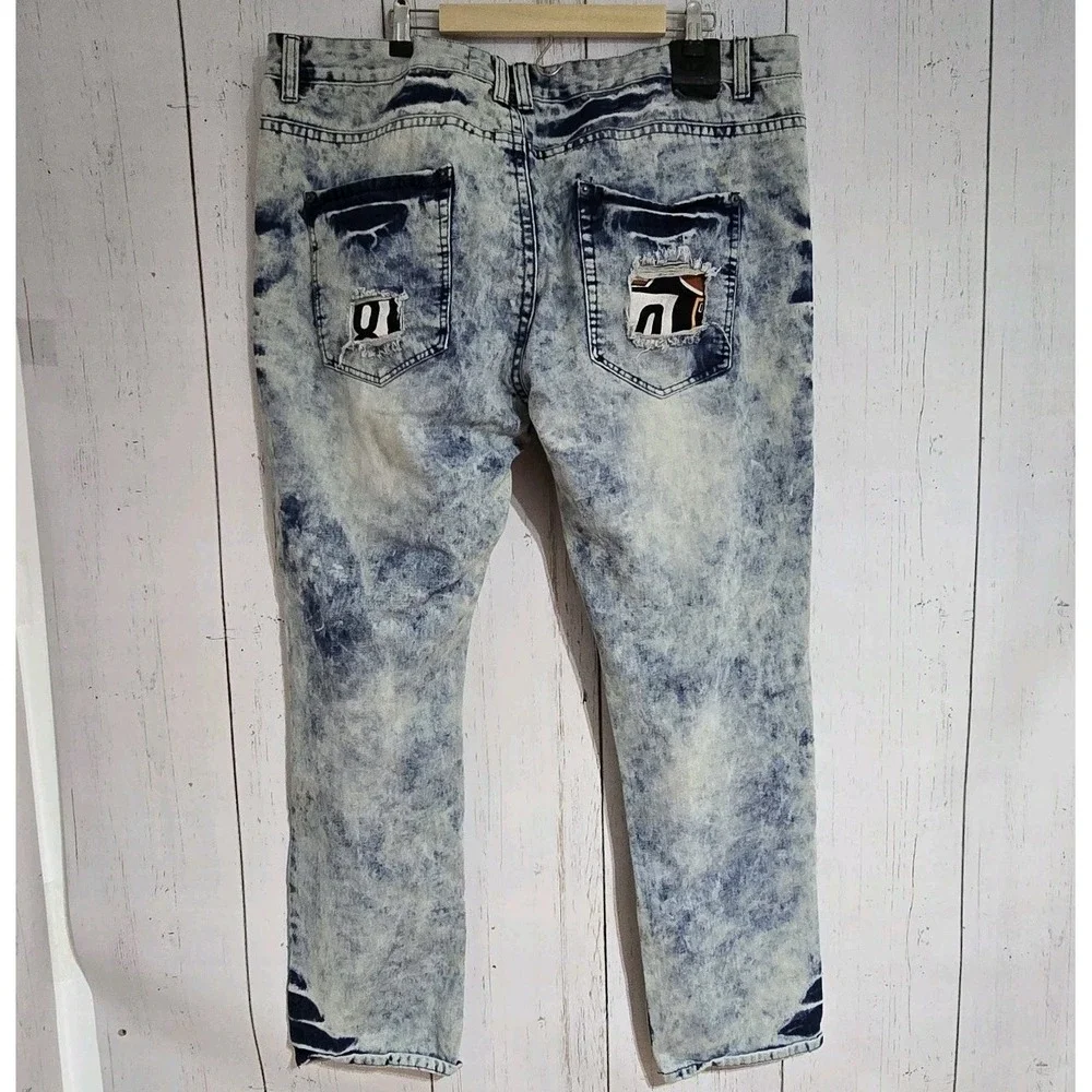 Switch Remarkable 44x32 Destroyed Patched Painted Stretch‎ Jeans